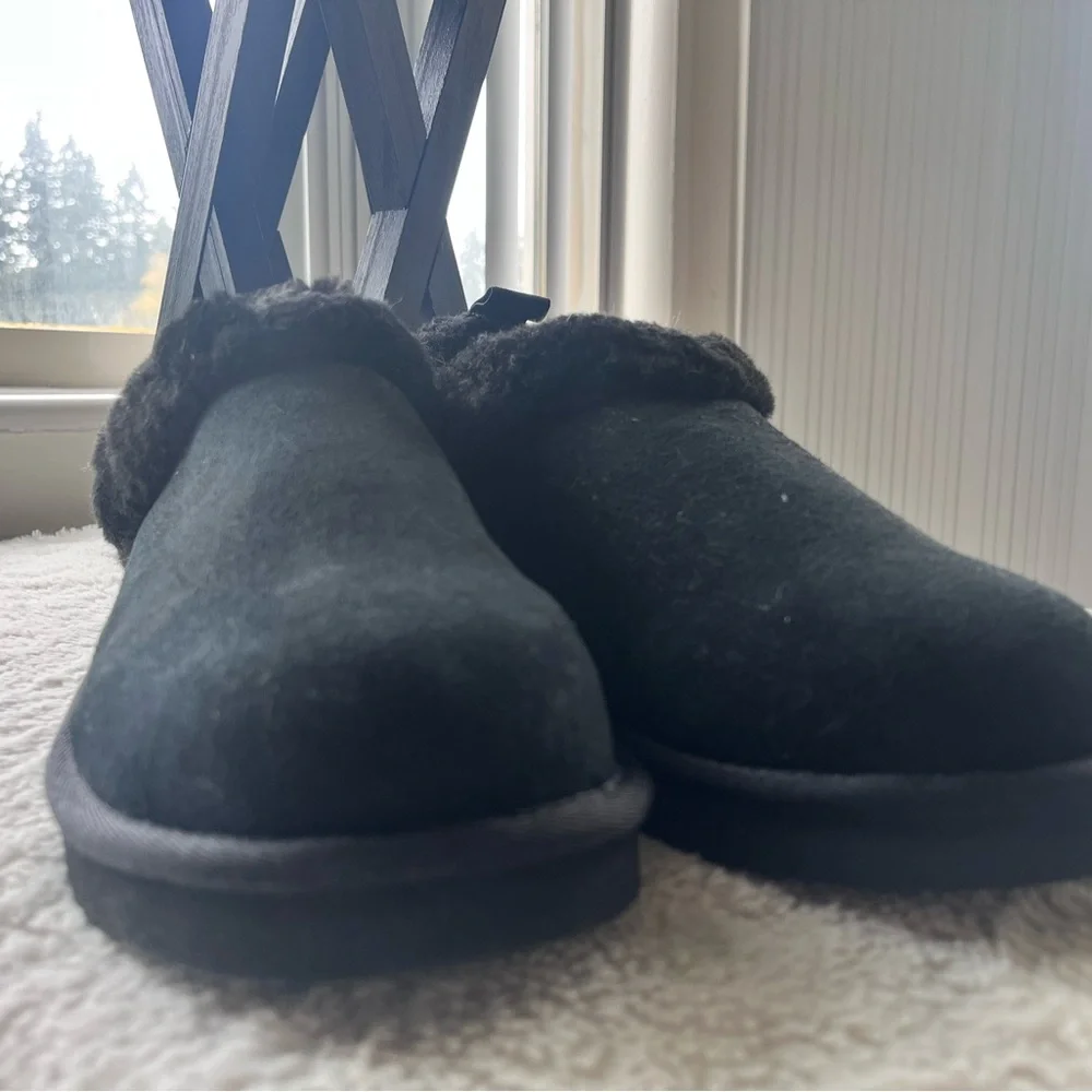 UGG Koolaburra Black Women's Slippers - Picture 3 of 6